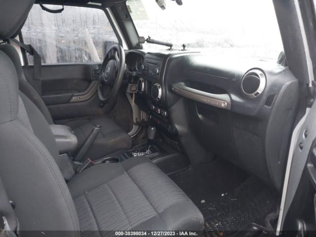 Photo 4 VIN: 1C4AJWAG7CL267686 - JEEP WRANGLER 