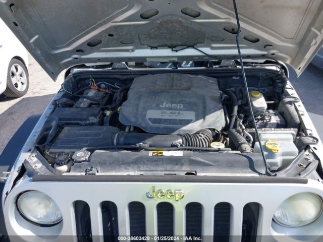 Photo 9 VIN: 1C4AJWAG7CL268580 - JEEP WRANGLER 