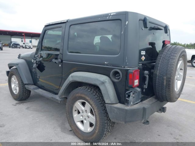 Photo 2 VIN: 1C4AJWAG7DL587592 - JEEP WRANGLER 