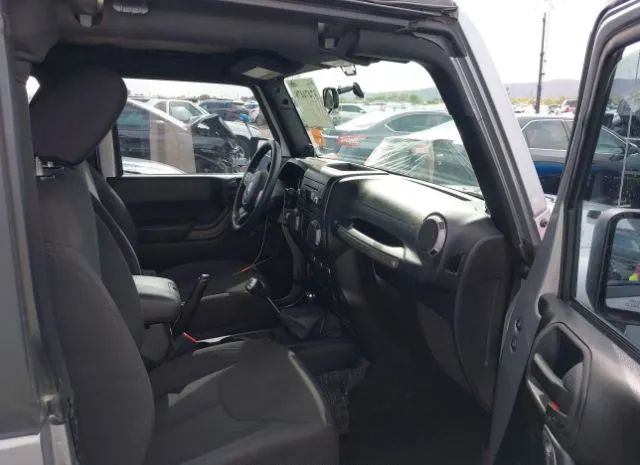 Photo 4 VIN: 1C4AJWAG7DL625760 - JEEP WRANGLER 