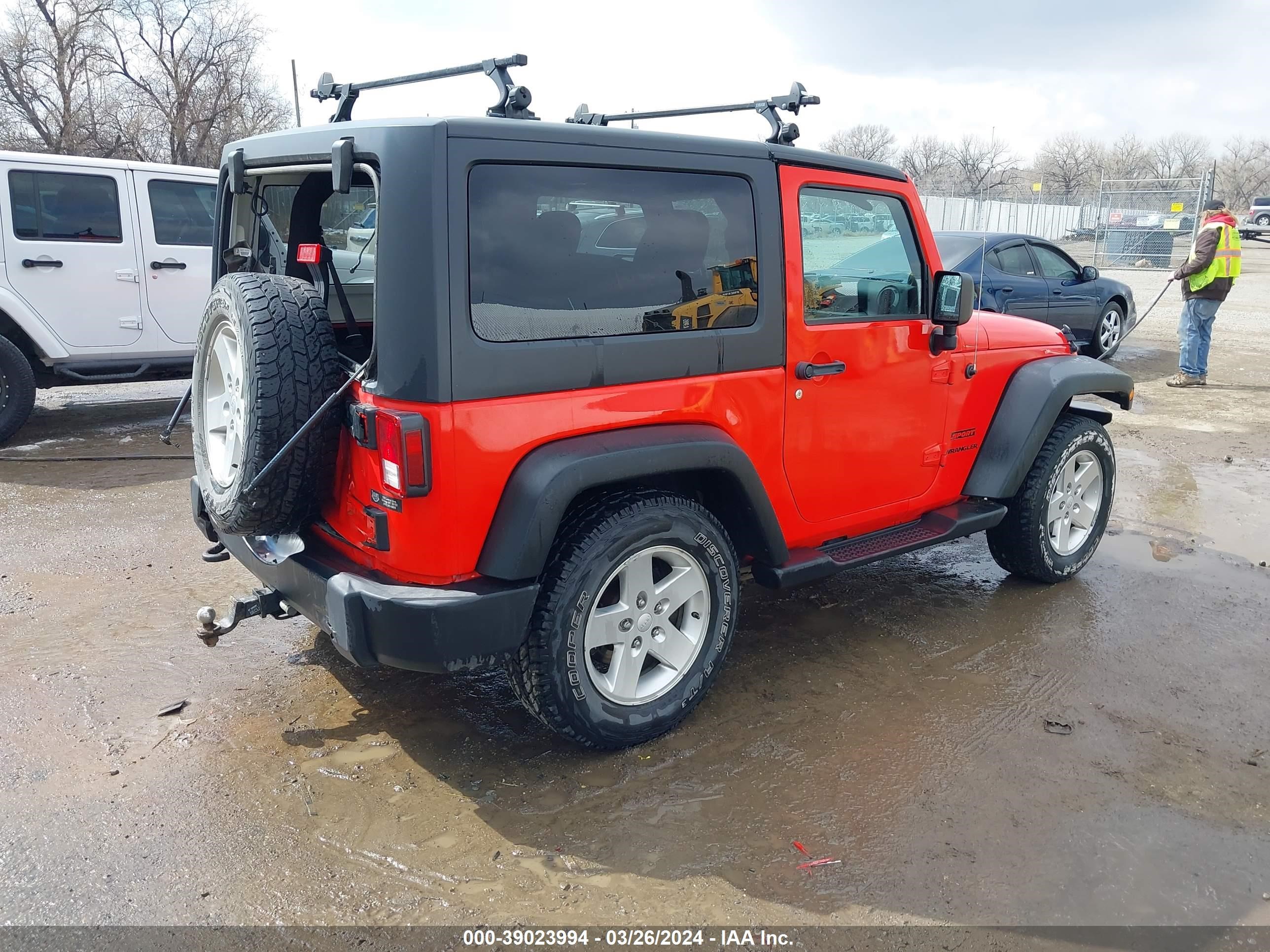 Photo 3 VIN: 1C4AJWAG7DL635155 - JEEP WRANGLER 