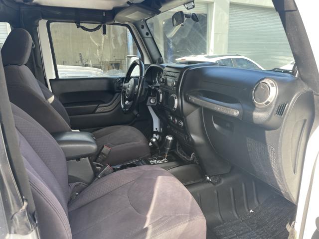 Photo 4 VIN: 1C4AJWAG7DL638654 - JEEP WRANGLER S 