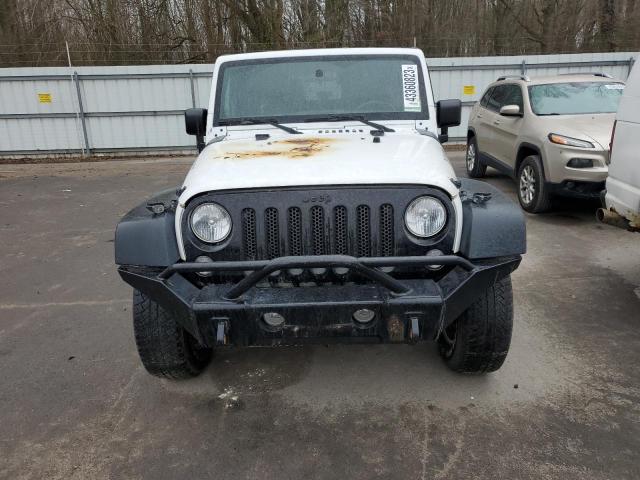 Photo 4 VIN: 1C4AJWAG7EL234433 - JEEP WRANGLER S 