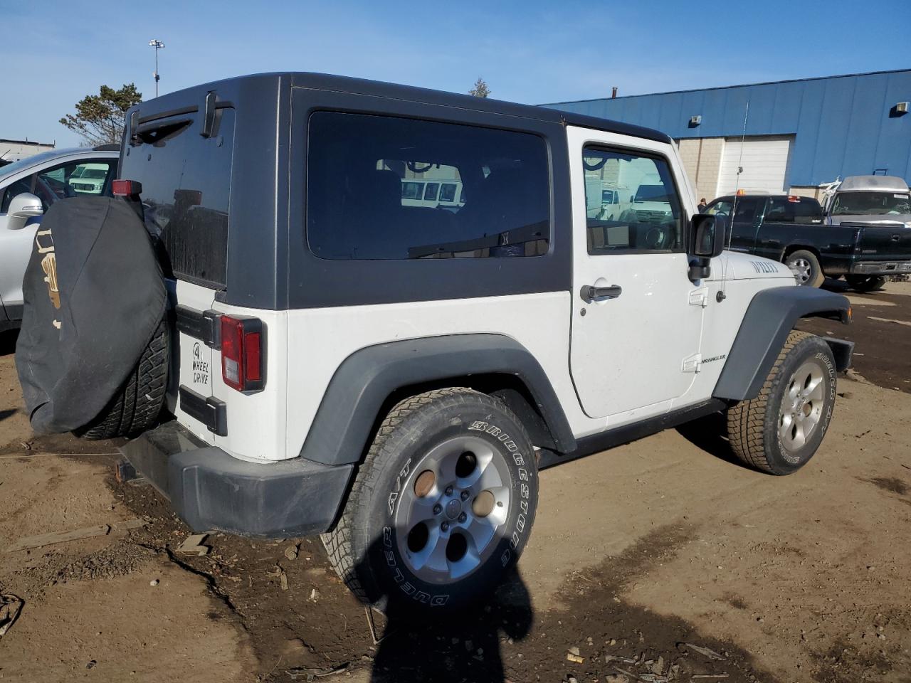 Photo 2 VIN: 1C4AJWAG7FL757663 - JEEP WRANGLER 