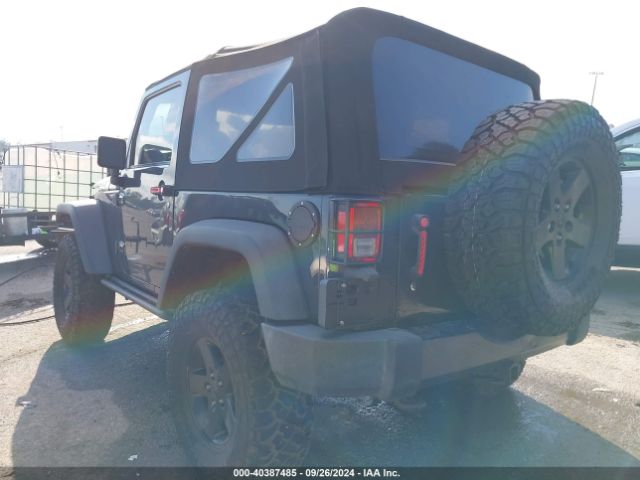 Photo 2 VIN: 1C4AJWAG7GL202357 - JEEP WRANGLER 