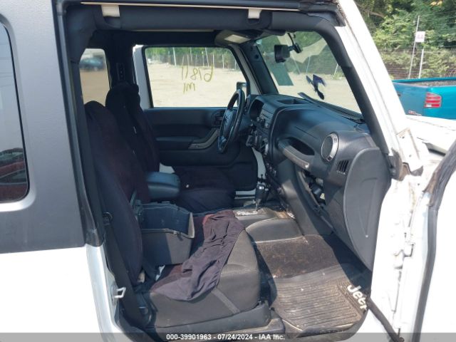 Photo 4 VIN: 1C4AJWAG7JL821936 - JEEP WRANGLER JK 