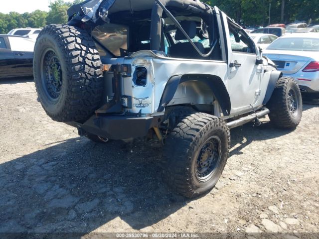 Photo 3 VIN: 1C4AJWAG8CL122785 - JEEP WRANGLER 