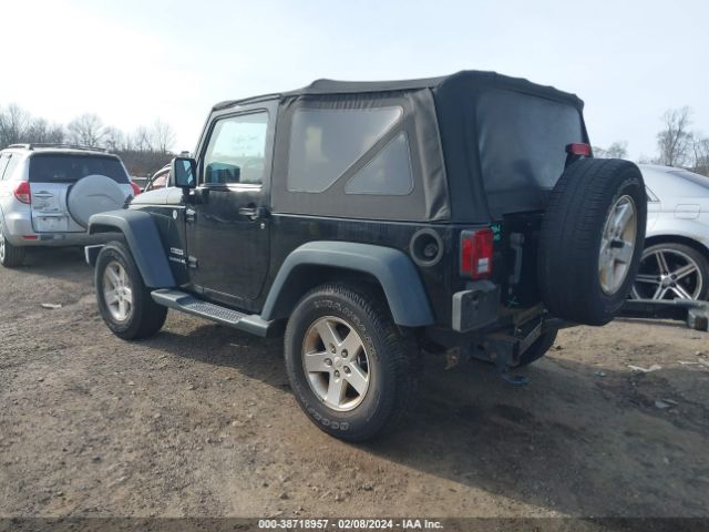 Photo 2 VIN: 1C4AJWAG8DL516353 - JEEP WRANGLER 