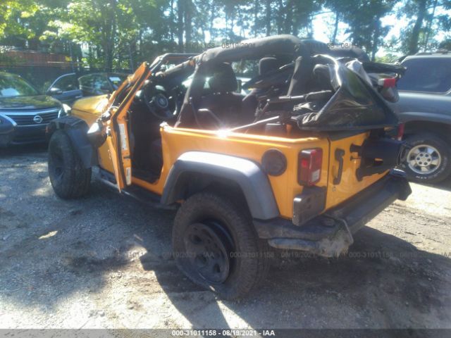 Photo 2 VIN: 1C4AJWAG8DL539387 - JEEP WRANGLER 