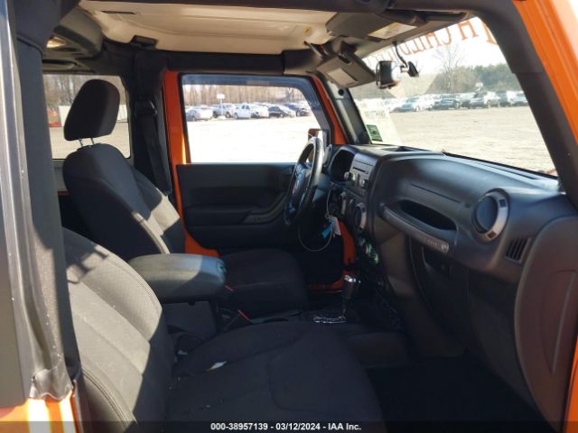 Photo 4 VIN: 1C4AJWAG8DL568095 - JEEP WRANGLER 