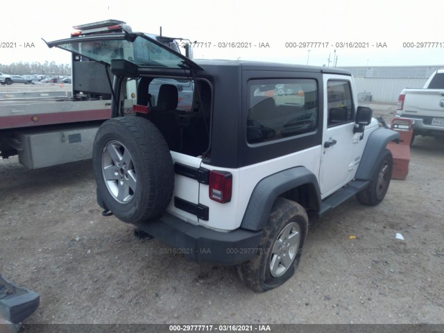 Photo 3 VIN: 1C4AJWAG8DL591960 - JEEP WRANGLER 