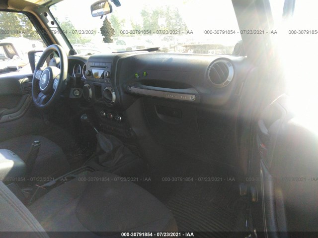 Photo 4 VIN: 1C4AJWAG8DL647721 - JEEP WRANGLER 