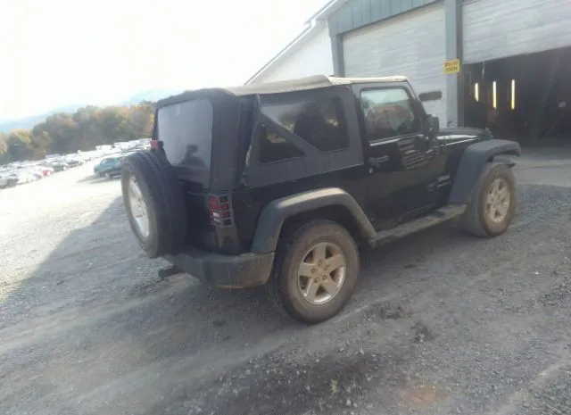 Photo 3 VIN: 1C4AJWAG8EL289487 - JEEP WRANGLER 