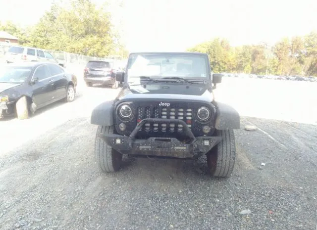 Photo 5 VIN: 1C4AJWAG8EL289487 - JEEP WRANGLER 