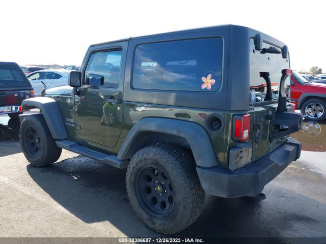 Photo 2 VIN: 1C4AJWAG8FL604421 - JEEP WRANGLER 