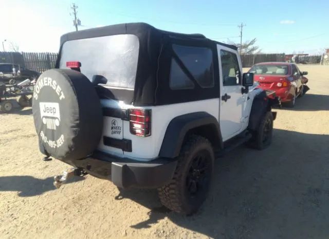 Photo 3 VIN: 1C4AJWAG8FL737731 - JEEP WRANGLER 