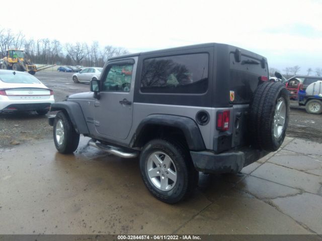 Photo 2 VIN: 1C4AJWAG8GL208653 - JEEP WRANGLER 