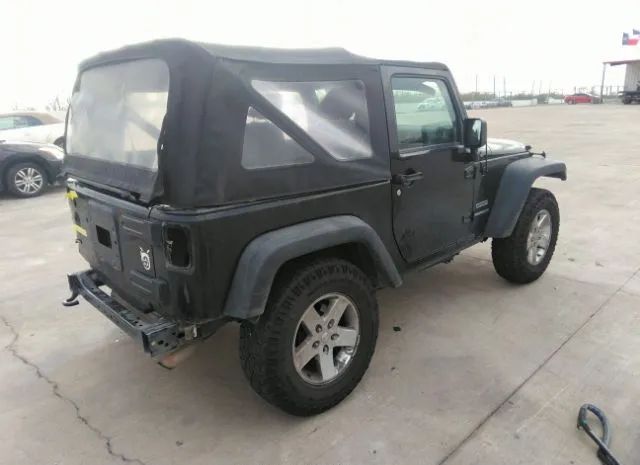 Photo 3 VIN: 1C4AJWAG8GL325424 - JEEP WRANGLER 