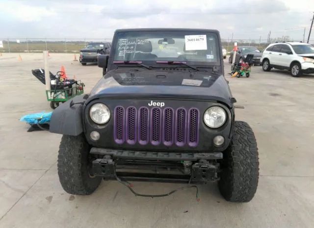 Photo 5 VIN: 1C4AJWAG8GL325424 - JEEP WRANGLER 