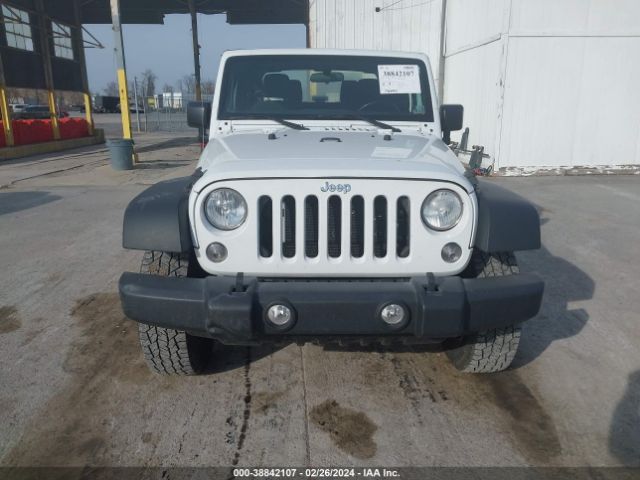 Photo 5 VIN: 1C4AJWAG8HL551173 - JEEP WRANGLER 