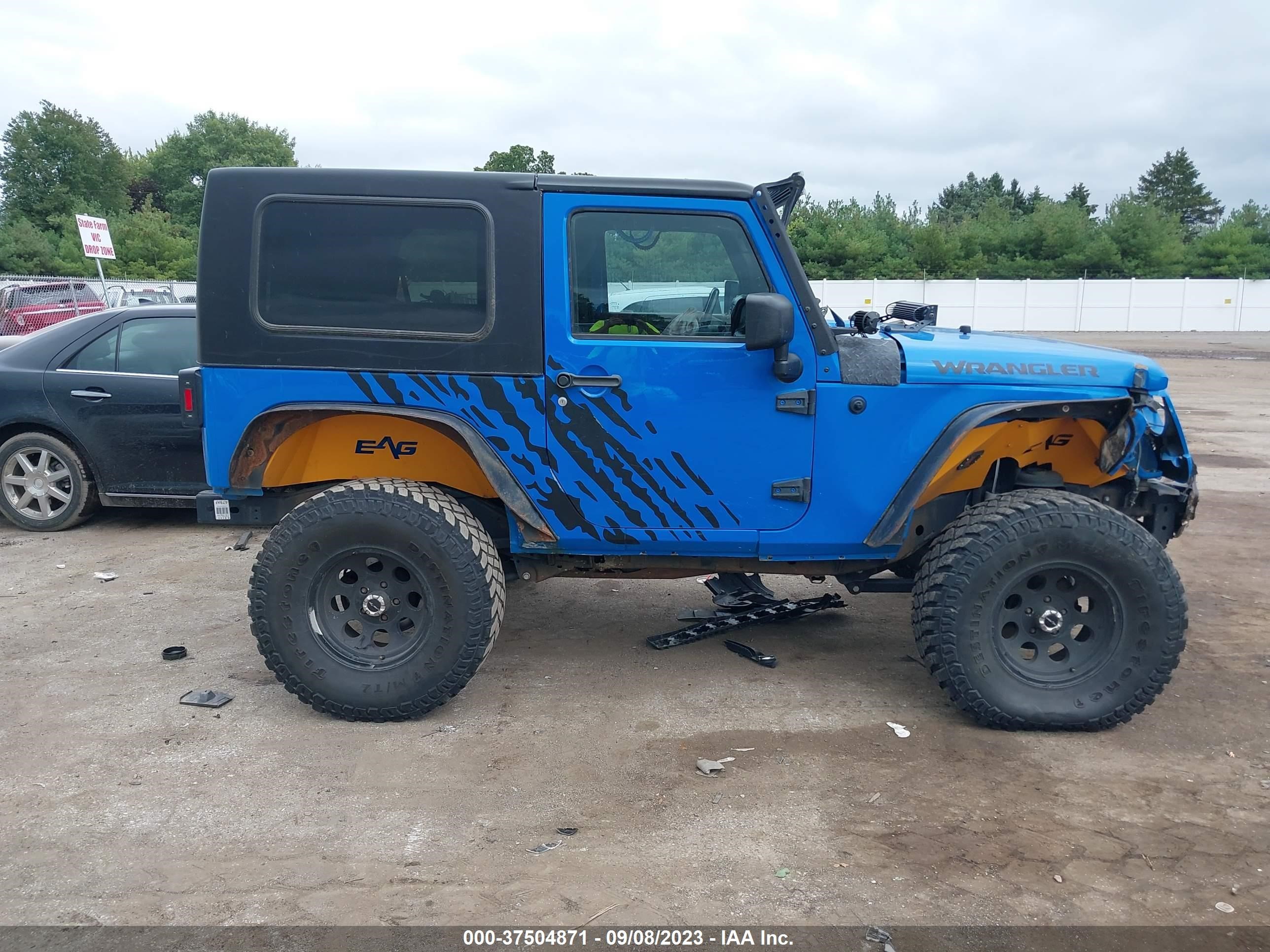 Photo 12 VIN: 1C4AJWAG9CL112234 - JEEP WRANGLER 