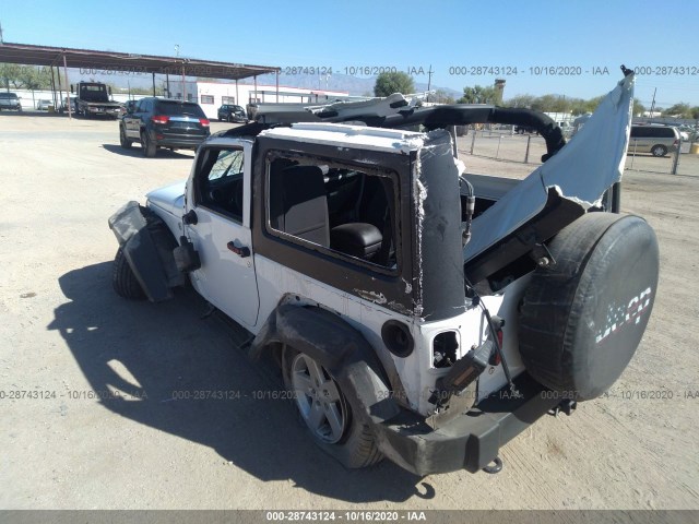 Photo 2 VIN: 1C4AJWAG9CL175897 - JEEP WRANGLER 