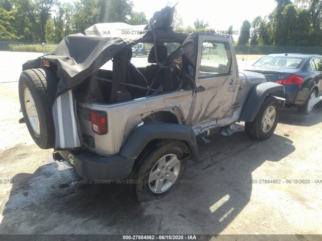 Photo 3 VIN: 1C4AJWAG9DL692649 - JEEP WRANGLER 