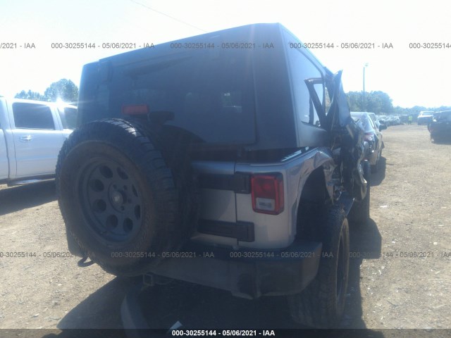 Photo 3 VIN: 1C4AJWAG9EL303817 - JEEP WRANGLER 