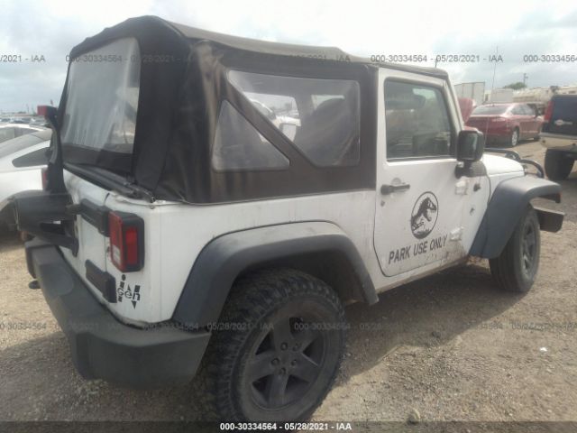 Photo 3 VIN: 1C4AJWAG9FL723420 - JEEP WRANGLER 