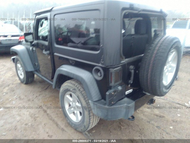 Photo 2 VIN: 1C4AJWAG9FL752917 - JEEP WRANGLER 