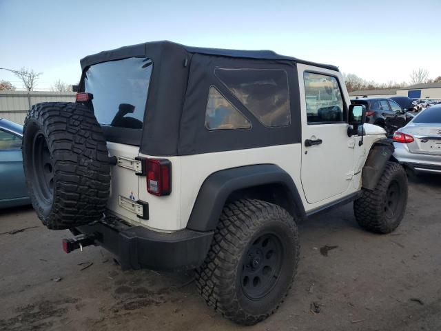 Photo 2 VIN: 1C4AJWAG9FL777087 - JEEP WRANGLER S 