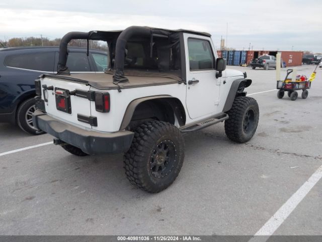 Photo 3 VIN: 1C4AJWAG9GL297973 - JEEP WRANGLER 