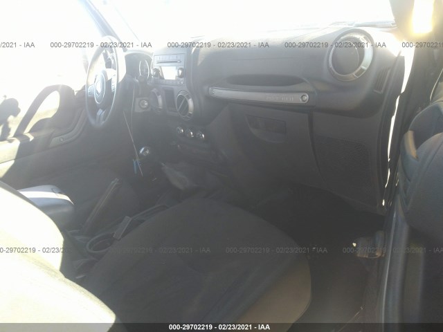 Photo 4 VIN: 1C4AJWAG9HL680488 - JEEP WRANGLER 