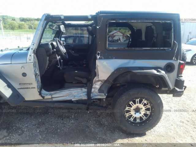 Photo 5 VIN: 1C4AJWAGXDL623940 - JEEP WRANGLER 