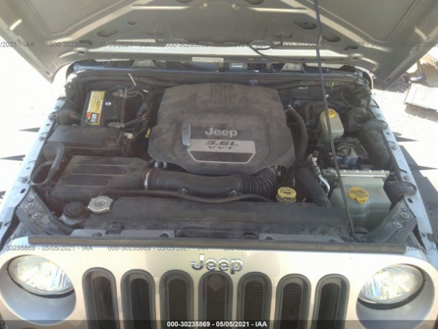 Photo 9 VIN: 1C4AJWAGXDL623940 - JEEP WRANGLER 