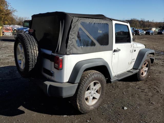 Photo 2 VIN: 1C4AJWAGXDL687511 - JEEP WRANGLER 