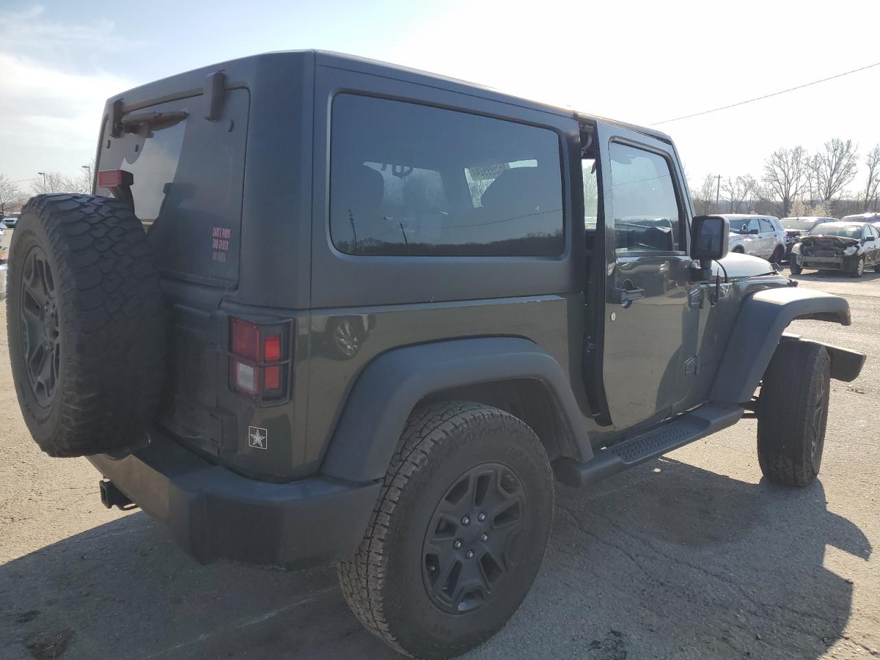 Photo 2 VIN: 1C4AJWAGXFL566741 - JEEP WRANGLER 