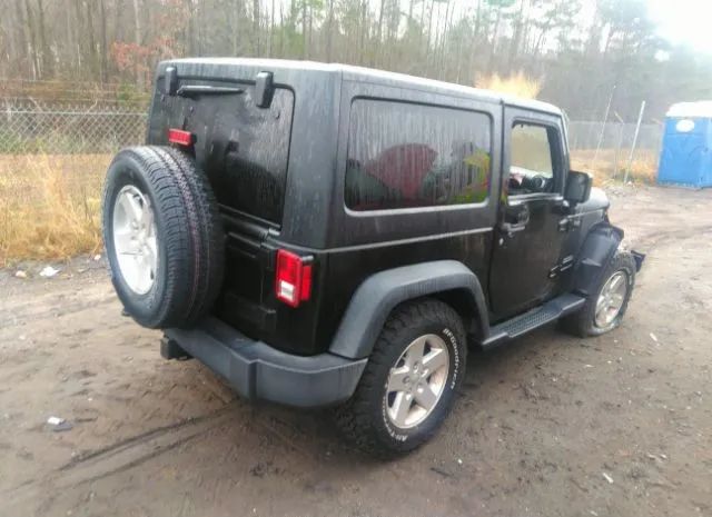 Photo 3 VIN: 1C4AJWAGXGL187174 - JEEP WRANGLER 