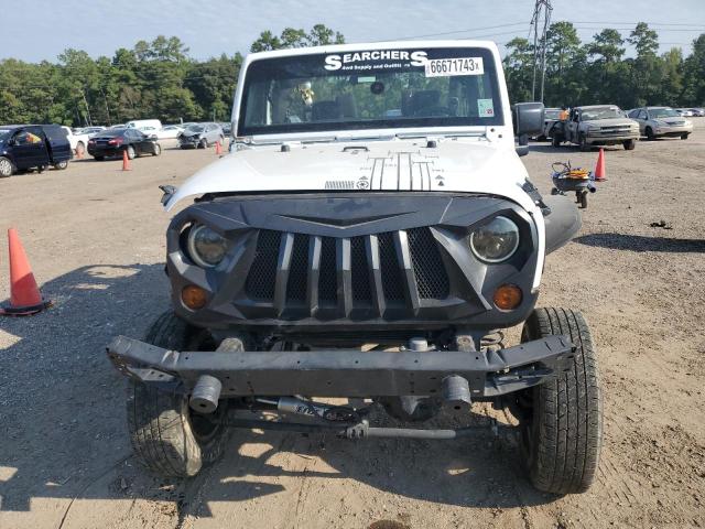 Photo 4 VIN: 1C4AJWAGXHL660086 - JEEP WRANGLER S 