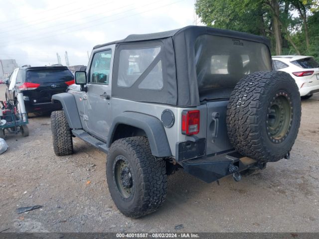 Photo 2 VIN: 1C4AJWAGXHL693993 - JEEP WRANGLER 