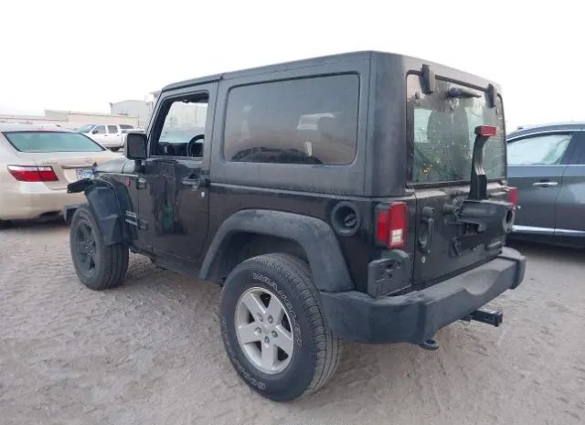 Photo 2 VIN: 1C4AJWAGXHL739645 - JEEP WRANGLER 