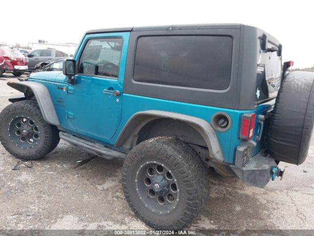 Photo 2 VIN: 1C4AJWBG0EL102211 - JEEP WRANGLER 