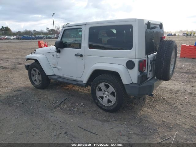 Photo 2 VIN: 1C4AJWBG1CL215419 - JEEP WRANGLER 