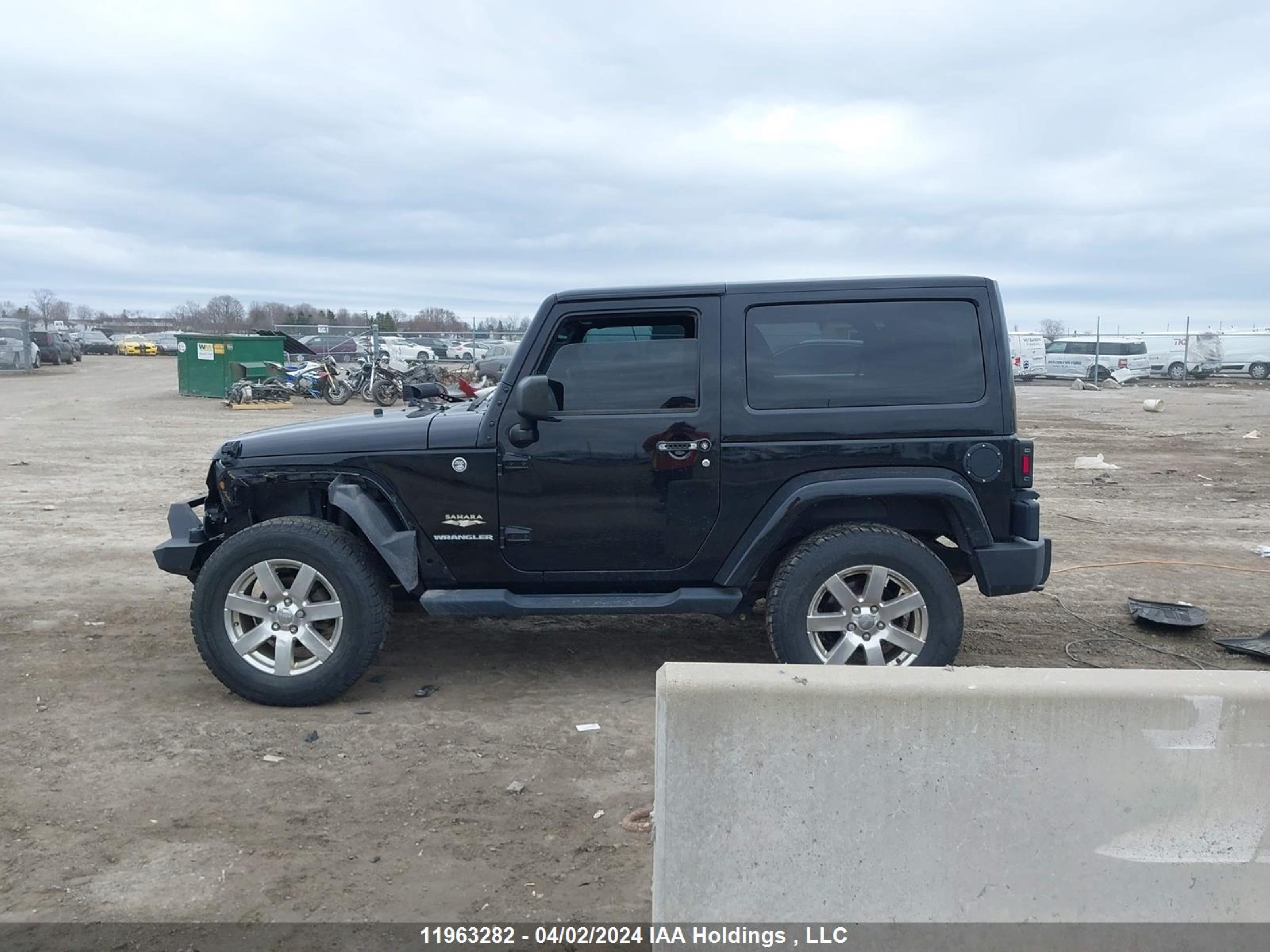 Photo 13 VIN: 1C4AJWBG1FL749279 - JEEP WRANGLER 