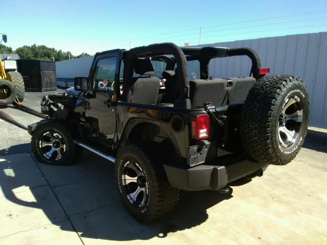 Photo 2 VIN: 1C4AJWBG2CL168272 - JEEP WRANGLER S 