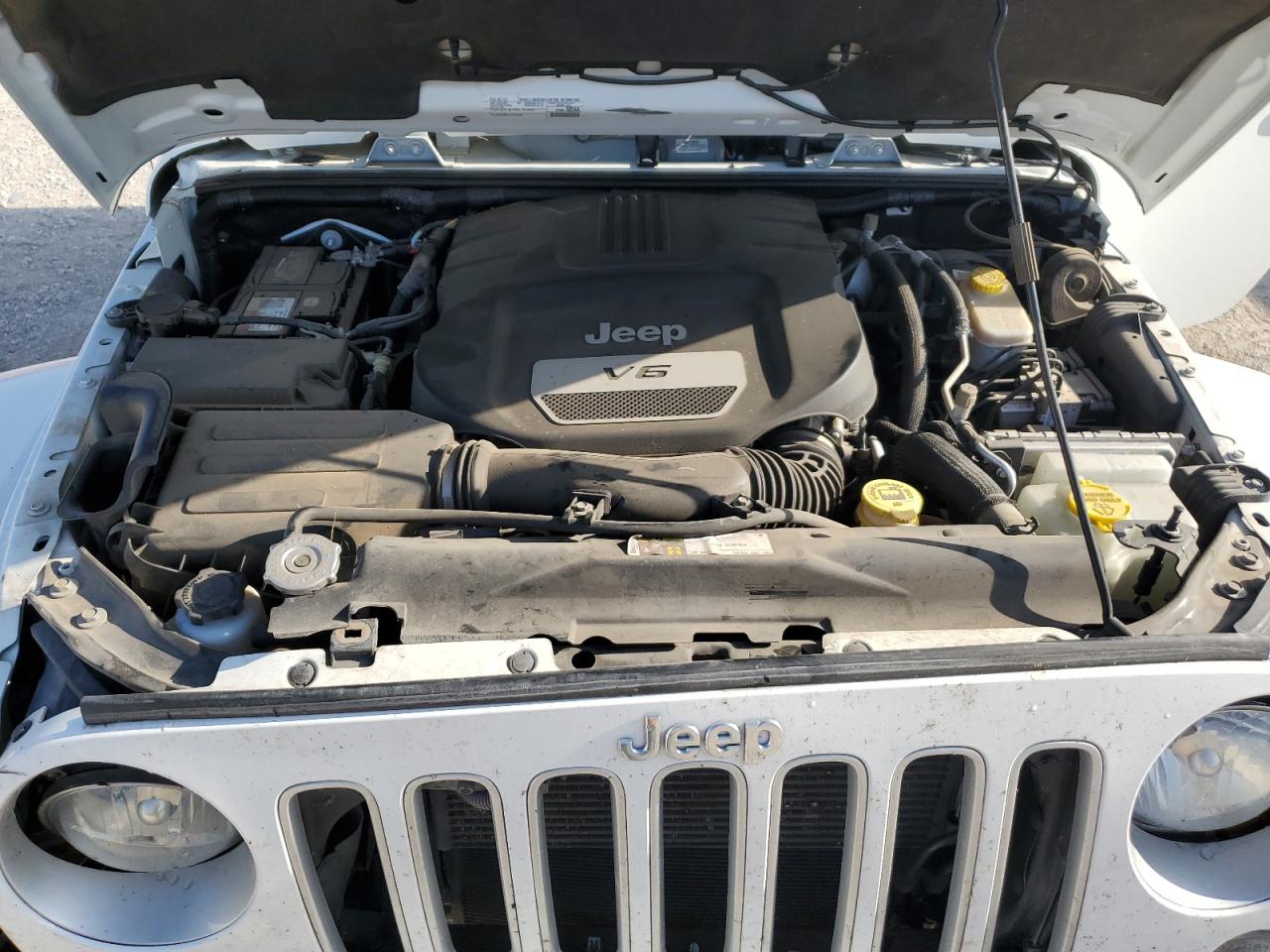 Photo 10 VIN: 1C4AJWBG2GL148979 - JEEP WRANGLER 