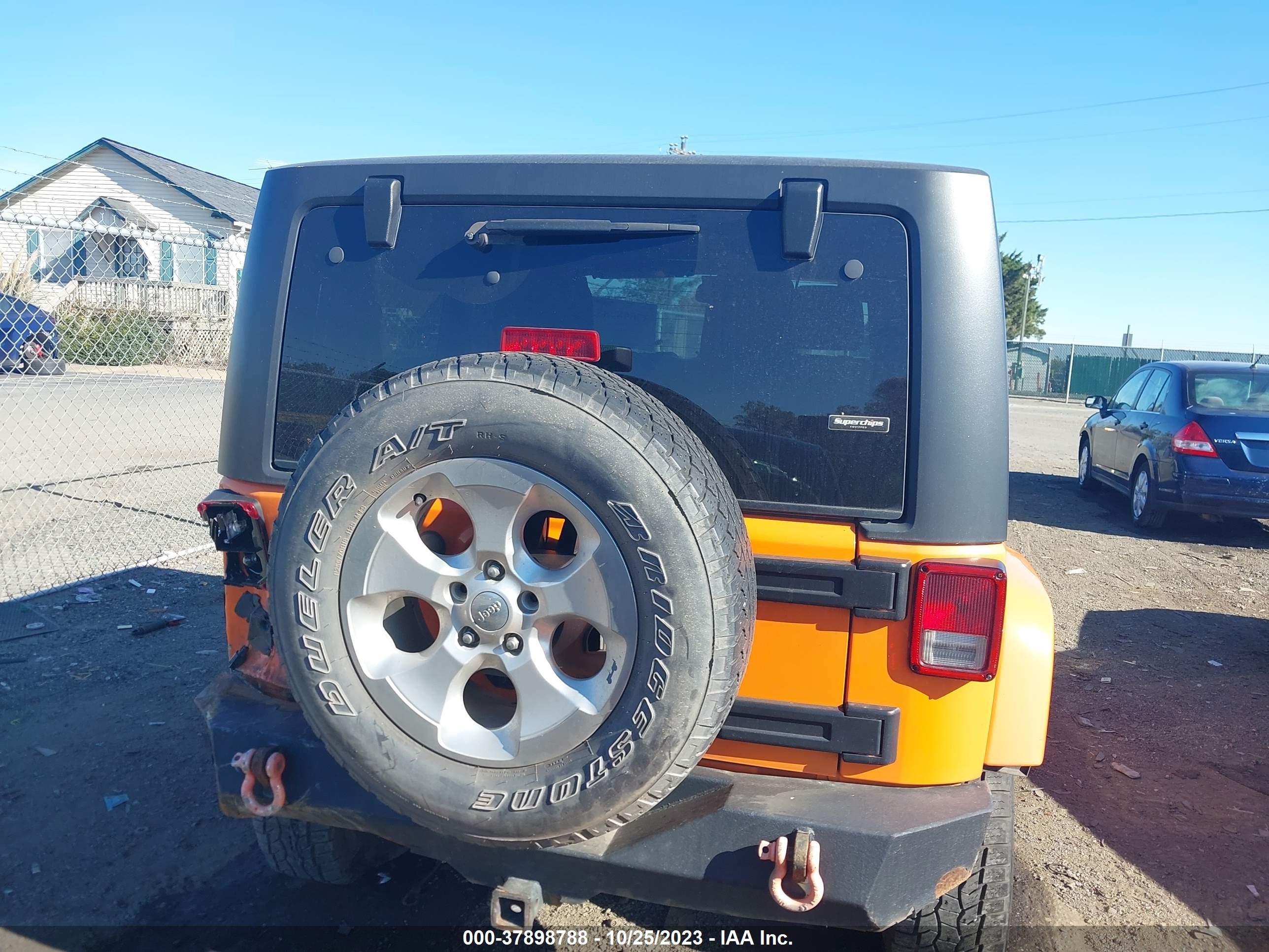 Photo 16 VIN: 1C4AJWBG4DL502092 - JEEP WRANGLER 