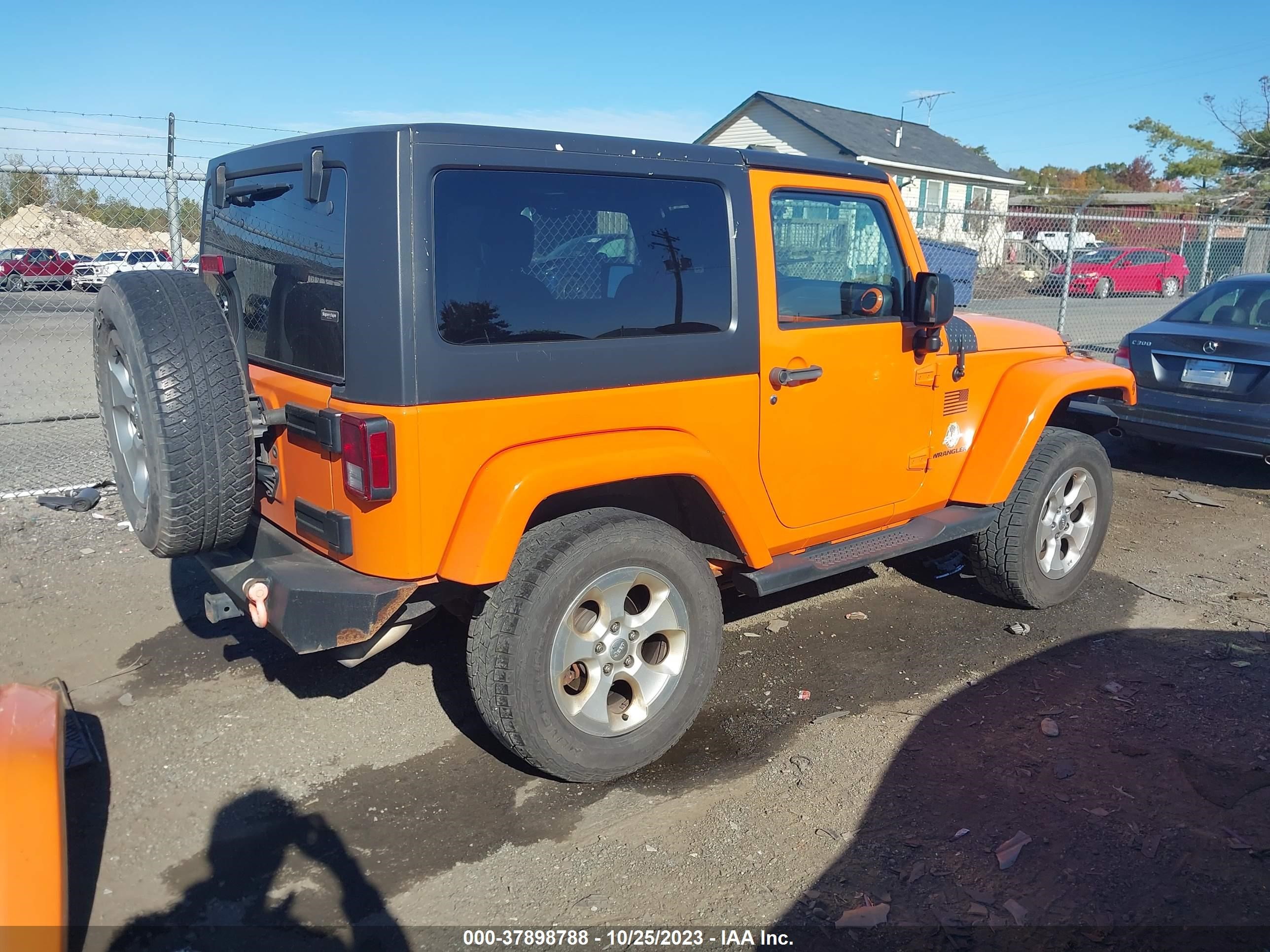 Photo 3 VIN: 1C4AJWBG4DL502092 - JEEP WRANGLER 