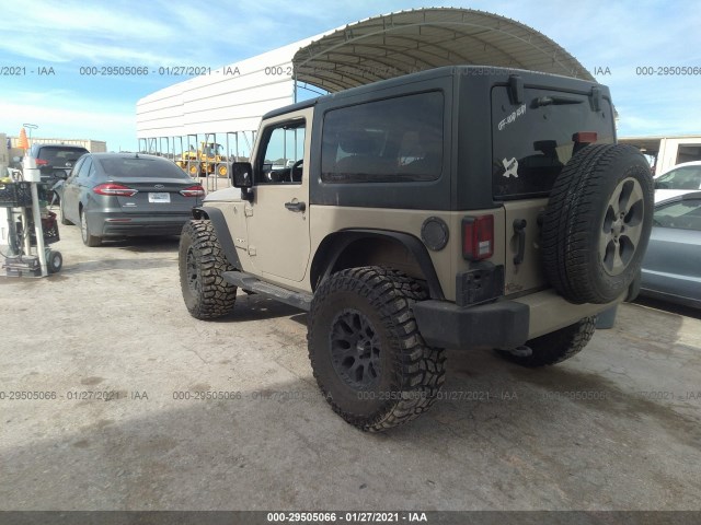 Photo 2 VIN: 1C4AJWBG4JL839082 - JEEP WRANGLER JK 