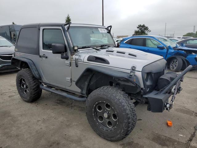 Photo 3 VIN: 1C4AJWBG5EL210792 - JEEP WRANGLER S 